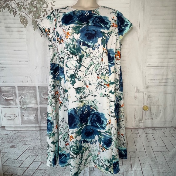 Jemma Womens Cream Blue Floral Cap Sleeve Shift  Scuba Dress Plus Sz. 1x - Picture 1 of 9